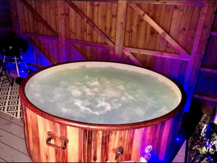 Elkstone Studio Private Hottub Pet Friendly Malvern Zewnętrze zdjęcie