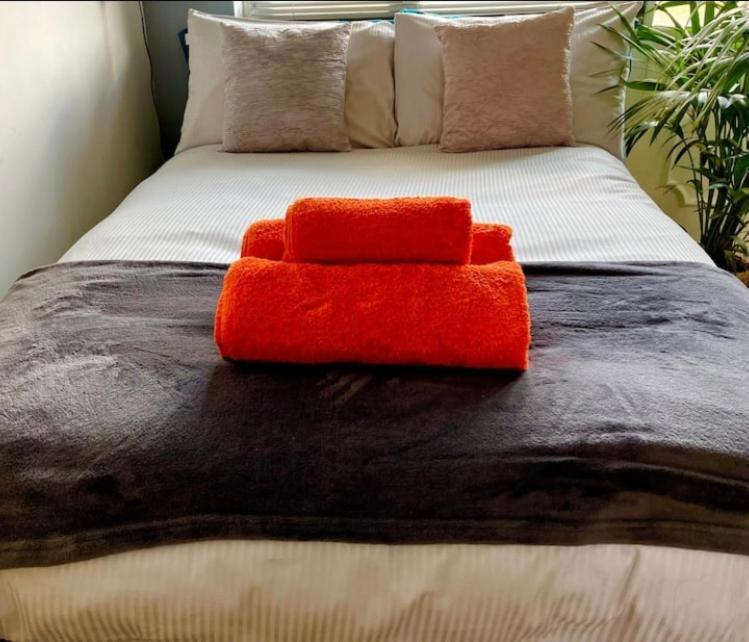 Elkstone Studio Private Hottub Pet Friendly Malvern Zewnętrze zdjęcie