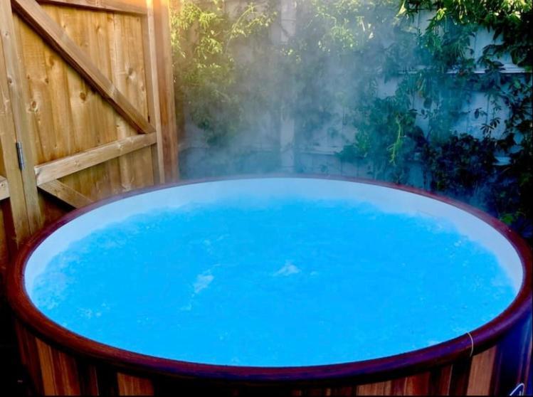 Elkstone Studio Private Hottub Pet Friendly Malvern Zewnętrze zdjęcie